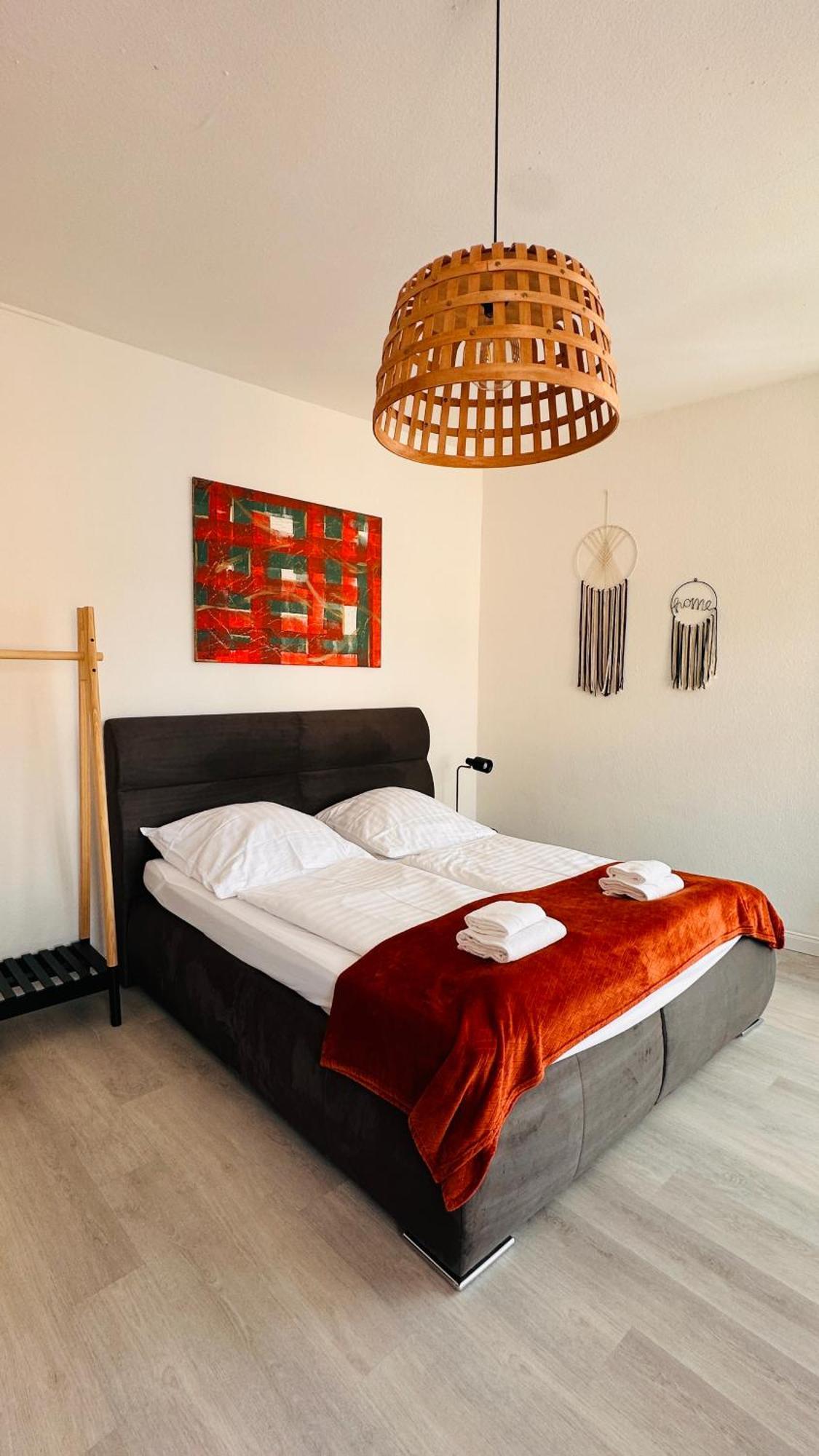 Amao-Brown I Exklusives City-Apartment I 85Qm I Privatparkplatz & Komfort I King-Size Bed Lahr  Eksteriør billede